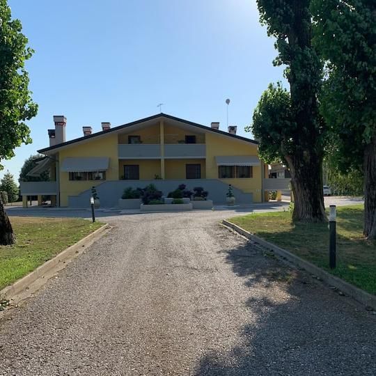 B&B Villa Agricolae - Camera Mimosa - Pernottamento e colazione in affitto a Portogruaro, Veneto, Italia